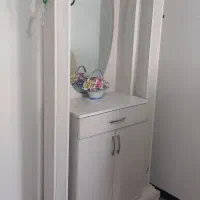 جا کفشی ایستاده با آینه