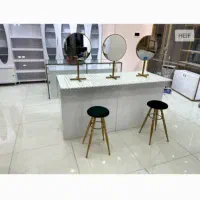 تعدادی ویترین مغازه MDF با ریل آکاردئونی|فروشگاه و مغازه|شیراز, سلطان آباد|دیوار