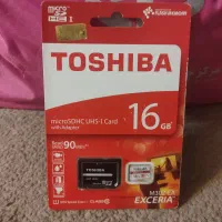 کارت حافظه ۱۶ گیگ toshiba