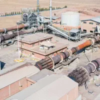 کارگر ساده و بنا