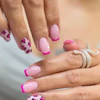 خدمات تخصصی و آموزش لاین ناخن|خدمات آرایشگری و زیبایی|سبزوار, فرهنگیان|دیوار