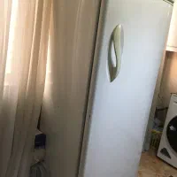 یخچال در حد نو|یخچال و فریزر|صحنه, |دیوار