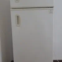 فروش یخچال بدون هیچ ایراد فنی یا ظاهری