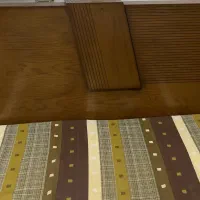 تخت دونفره به همراه دوعدد پاتختی