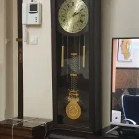 ساعت ایستاده پذیرایی