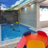 باغ(درمرکزشهر شهریار) استخرآب گرم