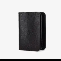 کیف عابر که توش کارت ملی خانمم پایان خدمت و.. خودم