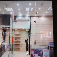 فروش ۱۳ متر مغازه با جواز آرایشی و بهداشتی