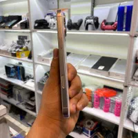 اپل iPhone 16 Pro Max با حافظهٔ ۲۵۶ گیگابایت سفید|موبایل|کرج, کوی امامیه|دیوار