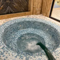 تاسیسات چیلر موتور خانه استخر جکوزی سونابخار