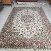 ۲ عدد فرش ۹ متری درحد نو