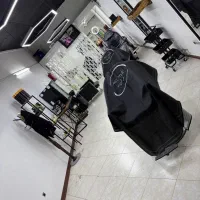 جذب ارایشگر مردانه اجاره صندلی‌ ارایشگاه فشیال کار