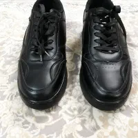 دو عدد کتونی نو مشکی سایز 43