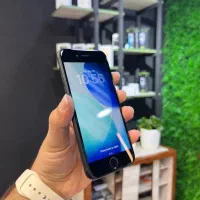 iPhone SE 2020|موبایل|تهران, نازی‌آباد|دیوار