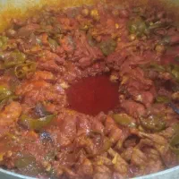 تهیه غذا پرسنلی و شرکتی ته دیگ خانگی