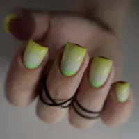 کاشت ناخن با 50%تخفیف