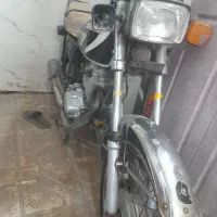 موتورسنددار پلاک نداره