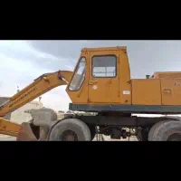 بیل مکانیکی  لاستیکی کوماتسو ۱۰۰