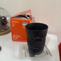 لنز سونی ۵۰ ۱.۸ در حد نو|دوربین عکاسی و فیلم‌برداری|شیراز, قدوسی غربی|دیوار