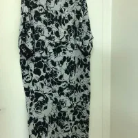 تعدادی لباس قیمت مناسب و نو