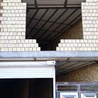 ساختمان مسکونی