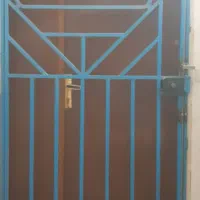 آپارتمان تک خواب طبقه اول تازه رنگ آمیزی شده