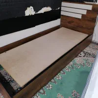 تخت تک نفره و میز آرایش