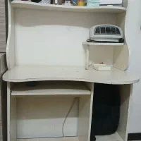 میزتحریر و کامپیوتر|میز تحریر و کامپیوتر|مشهد, گاز|دیوار