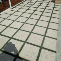 اجرای سنگ جدول موزائیک وسرامیک کف باچسب وباسیمان