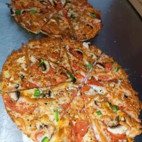 استخدام نیروی پیک موتوری و نیروی صندوقدار