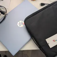 touch  HP pavilion 16inch  همراه کیف/کاور نو