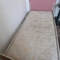 تخت دخترونه