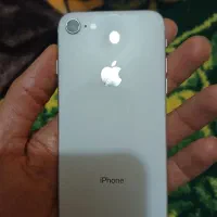 آیفون ۸