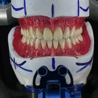 دَندانـسازی سـاخت تخصصی دنـِدانهـایِ مصـنوعَی