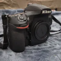 دوربین نیکون d810 همراه لنز 24-120 (۶ هزار شات)