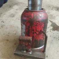 جک روغنی 50 تنی اسپانیا|ماشین‌آلات صنعتی|تکاب, |دیوار