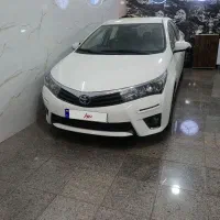 تویوتا کرولا 2014