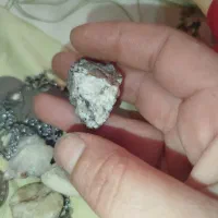 سنگهای قیمتی و سکه یک ریالی نقره|کلکسیون اشیاء عتیقه|بندرعباس, |دیوار