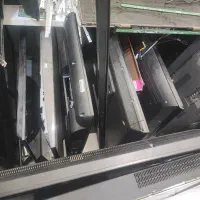 تلویزیون شکسته خراب کارکرده