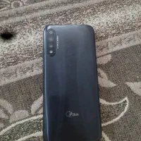 گوشی بسیار سالم و تمیز