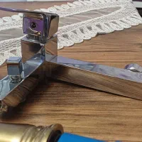 دو عدد شیر حمام