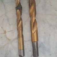 دو عدد مته ۱۶ و ۲۰