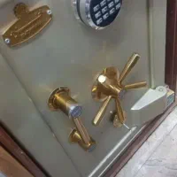 کلیدسازی شبانه روزی سیار ۱۰دقیقه درمحل|خدمات پیشه و مهارت|تبریز, |دیوار