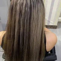 یک دستگاه اکستنشن مو
