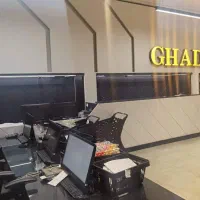 نیروی خدماتی و پذیرایی خانم