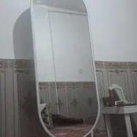 آیینه بزرگ و لایت دار