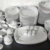 سرویس پذیرایی هجده نفره.چینی پردیس|ظروف سرو و پذیرایی|روانسر, |دیوار