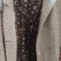 پالتو فوتر|لباس|رباط‌کریم, رباط‌کریم|دیوار