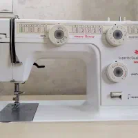 چرخ خیاطی کاچیران همراه با میز و صندلی در حد نو