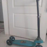 اسکوتر چهارچرخ